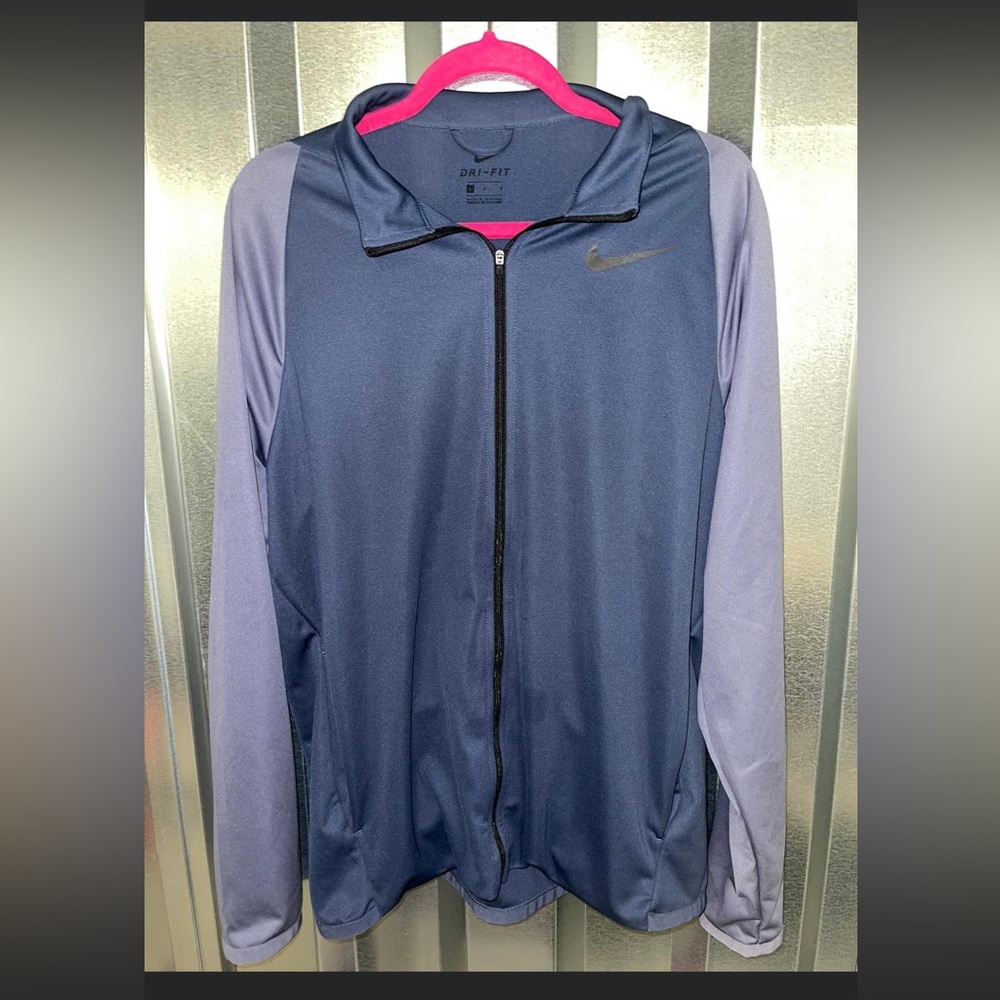 Men’s large Nike dri fit jacket